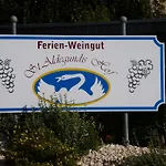 Pensionat Wein- Und Gaestehaus St. Aldegundishof 3*