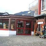 Pensionat Wein- Und Gaestehaus St. Aldegundishof Sankt Aldegund