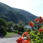Wein- Und Gaestehaus St. Aldegundishof Sankt Aldegund
