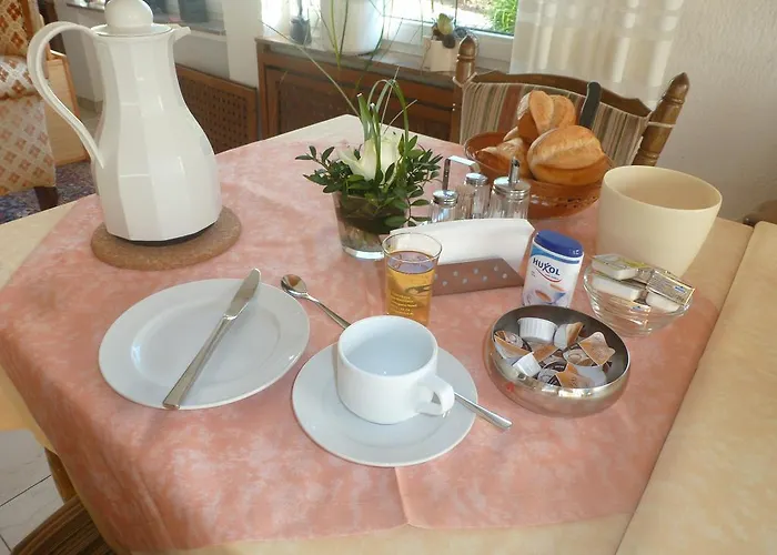 Wein- Und Gaestehaus St. Aldegundishof Sankt Aldegund