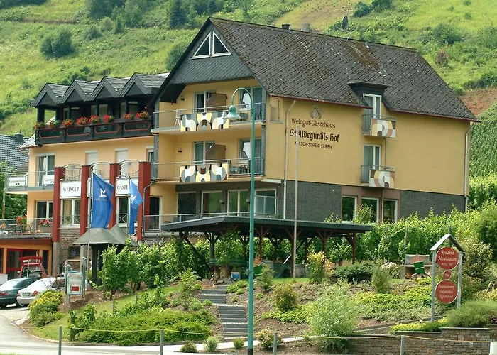 Wein- Und Gaestehaus St. Aldegundishof