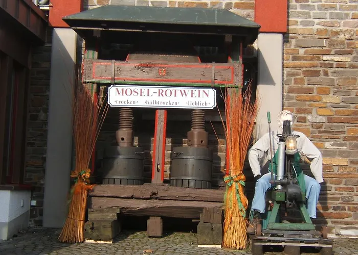 Wein- Und Gaestehaus St. Aldegundishof 3* Sankt Aldegund